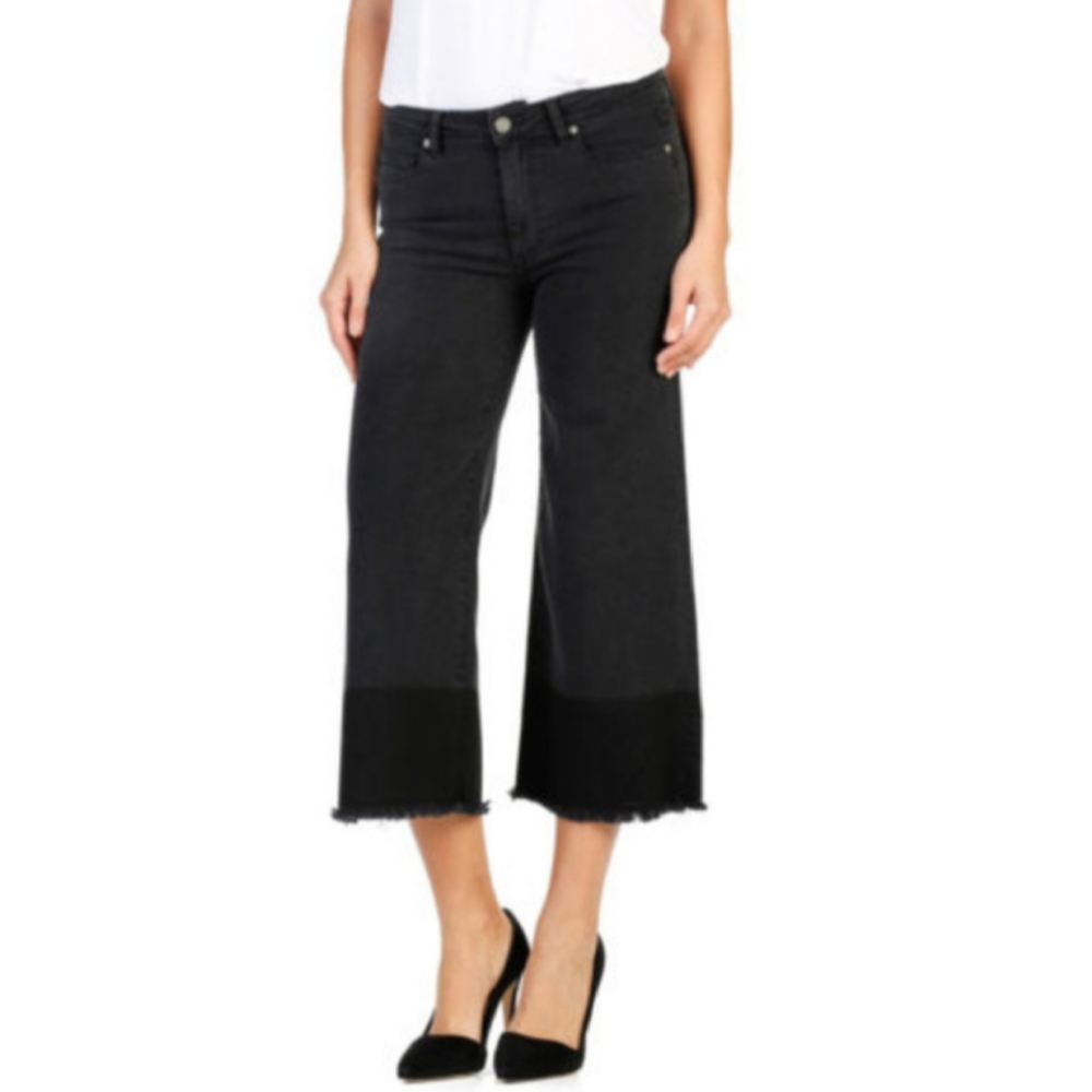 NWOT PAIGE Premium Lori Black Wide Leg Crop Jeans